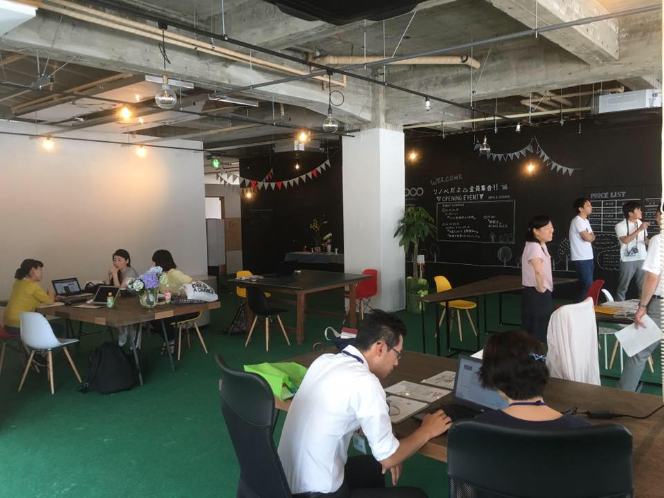 naedocoの様子。ミーティングスペースやカウンターを設置